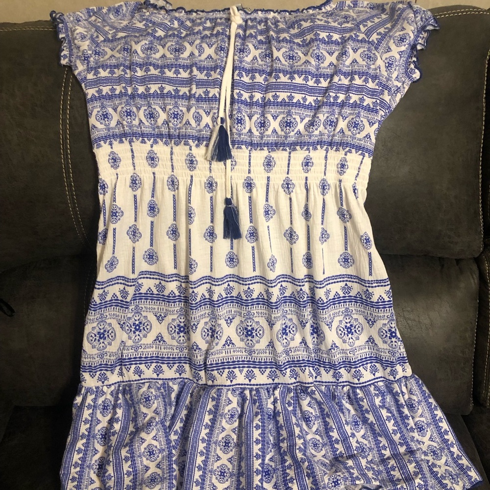 Juniors Dress NWOT